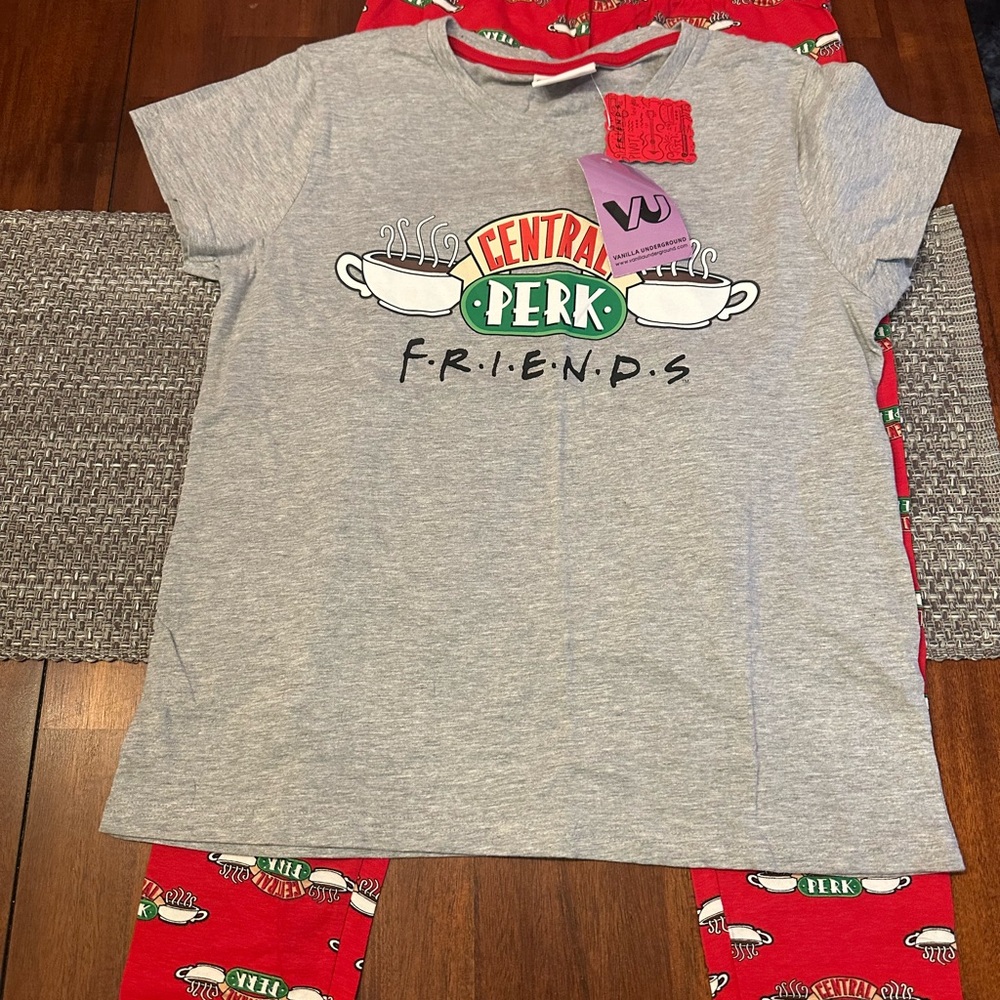 FRIENDS Central Perk Gray and Red Women’s Pajamas New with Tags Size Medium